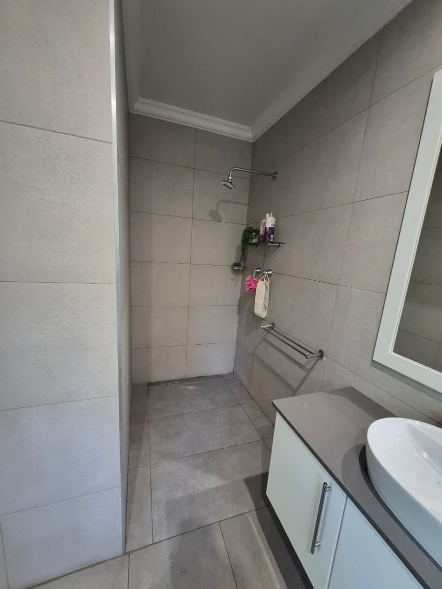 4 Bedroom Property for Sale in Vincent Eastern Cape